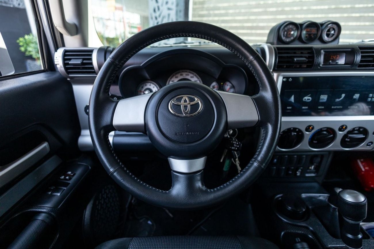Toyota FJ Cruiser Toyota FJ Cruiser GXR 2022 GCC | Warranty for 1,876.00 AED monthly