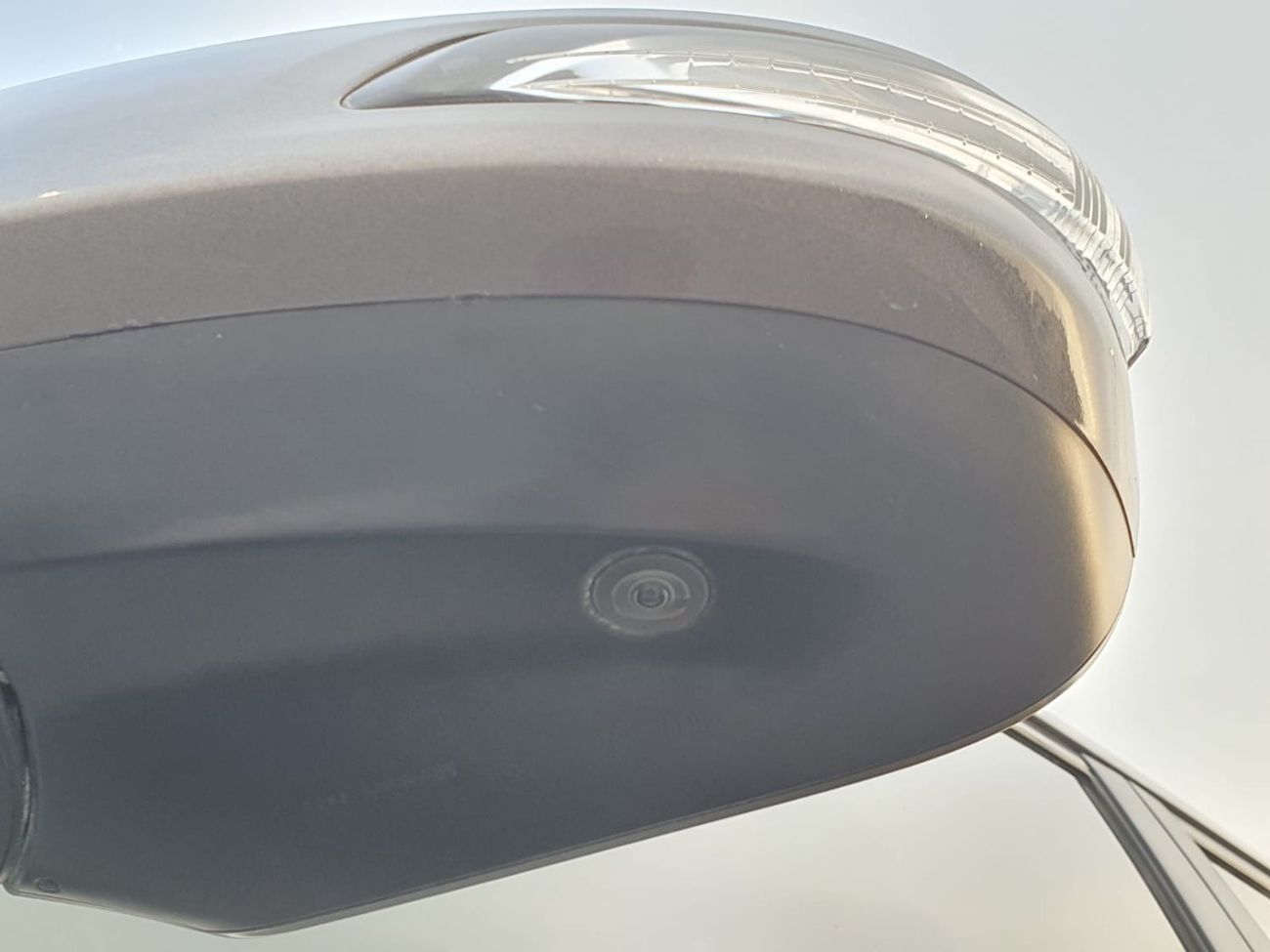 تويوتا لاند كروزر DIESEL SAHARA 4.5 LITER ,2019 MODEL ,GREY COLOR ,RIGHT HAND DRIVE