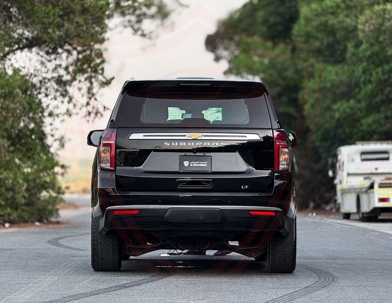 Chevrolet Suburban LT 5.3L 4WD Chevrolet Suburban | 5.3L | 2023 | GCC | Original Paint | Accident Free | Excellent Cond