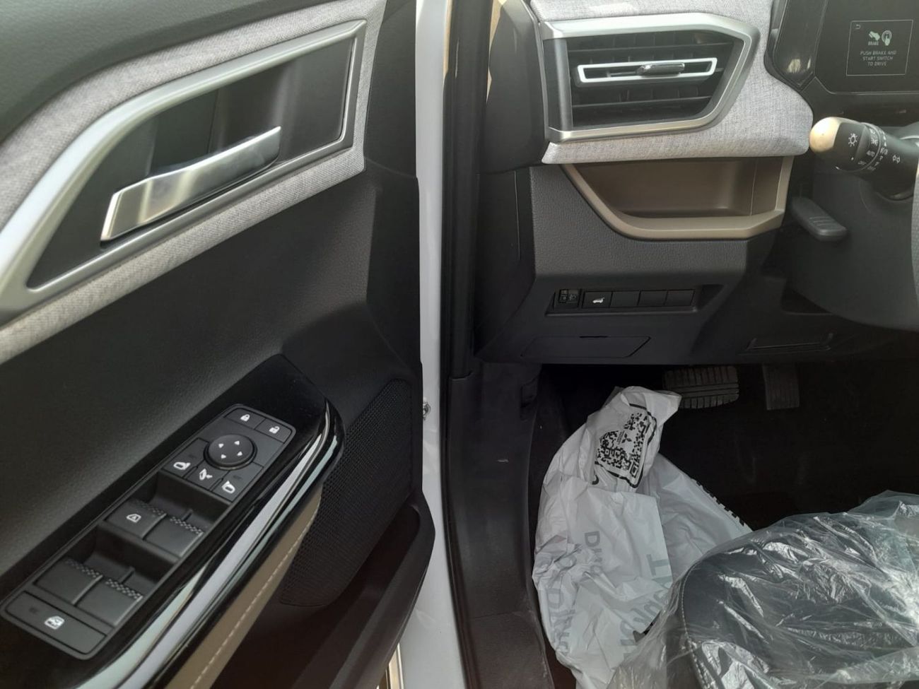 Mitsubishi Xforce Mitsubishi X-FORCE Black edition 1.5L suv fwd Petrol 2025