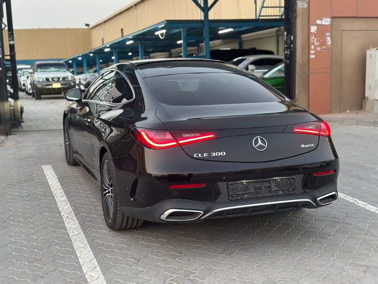مرسيدس بنز CLE300 4MATIC