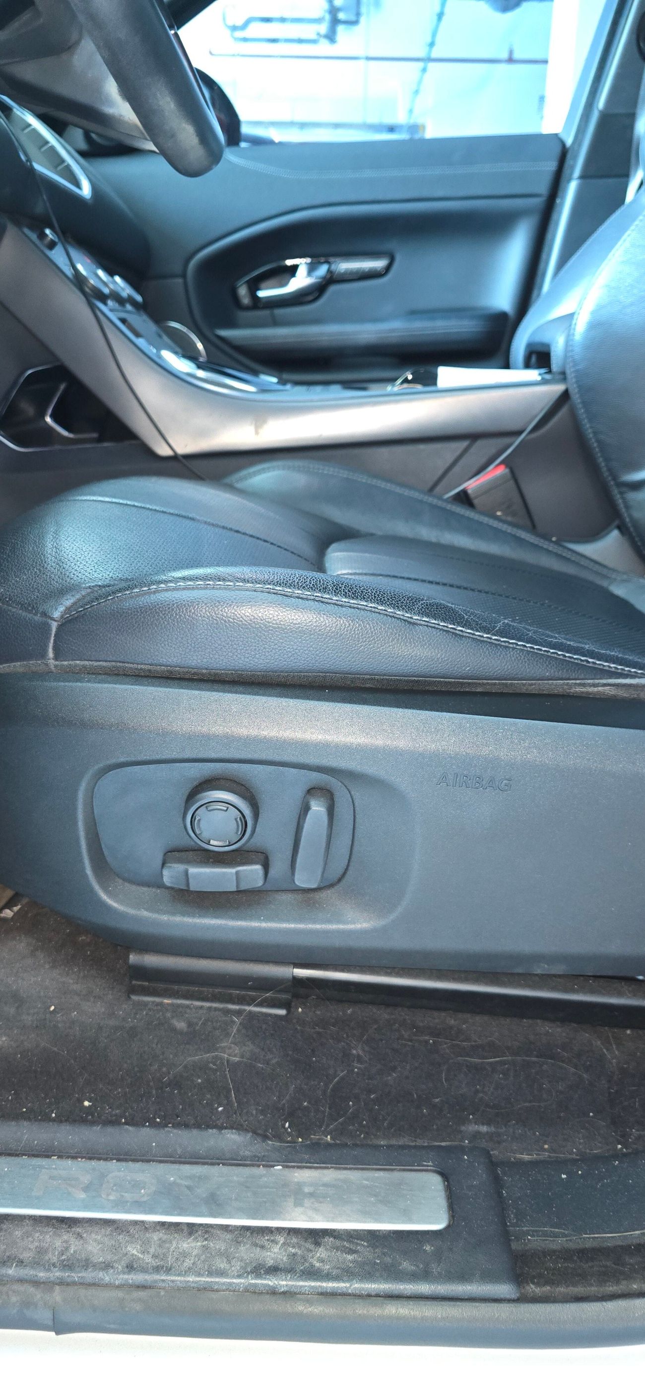 لاند روفر رانج روفر إيفوك Landmark edition