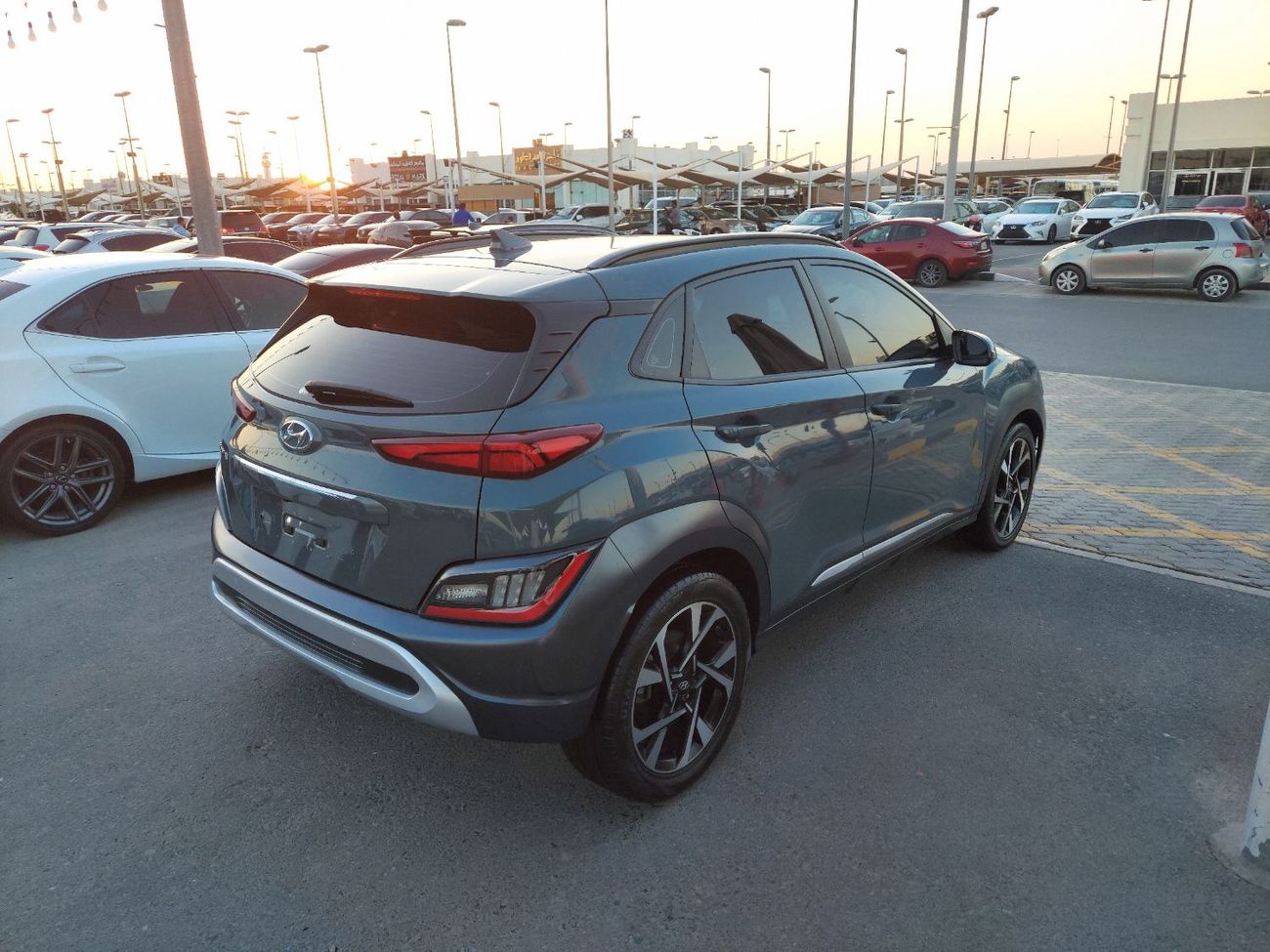 هيونداي كونا GLS Premium 2.0L