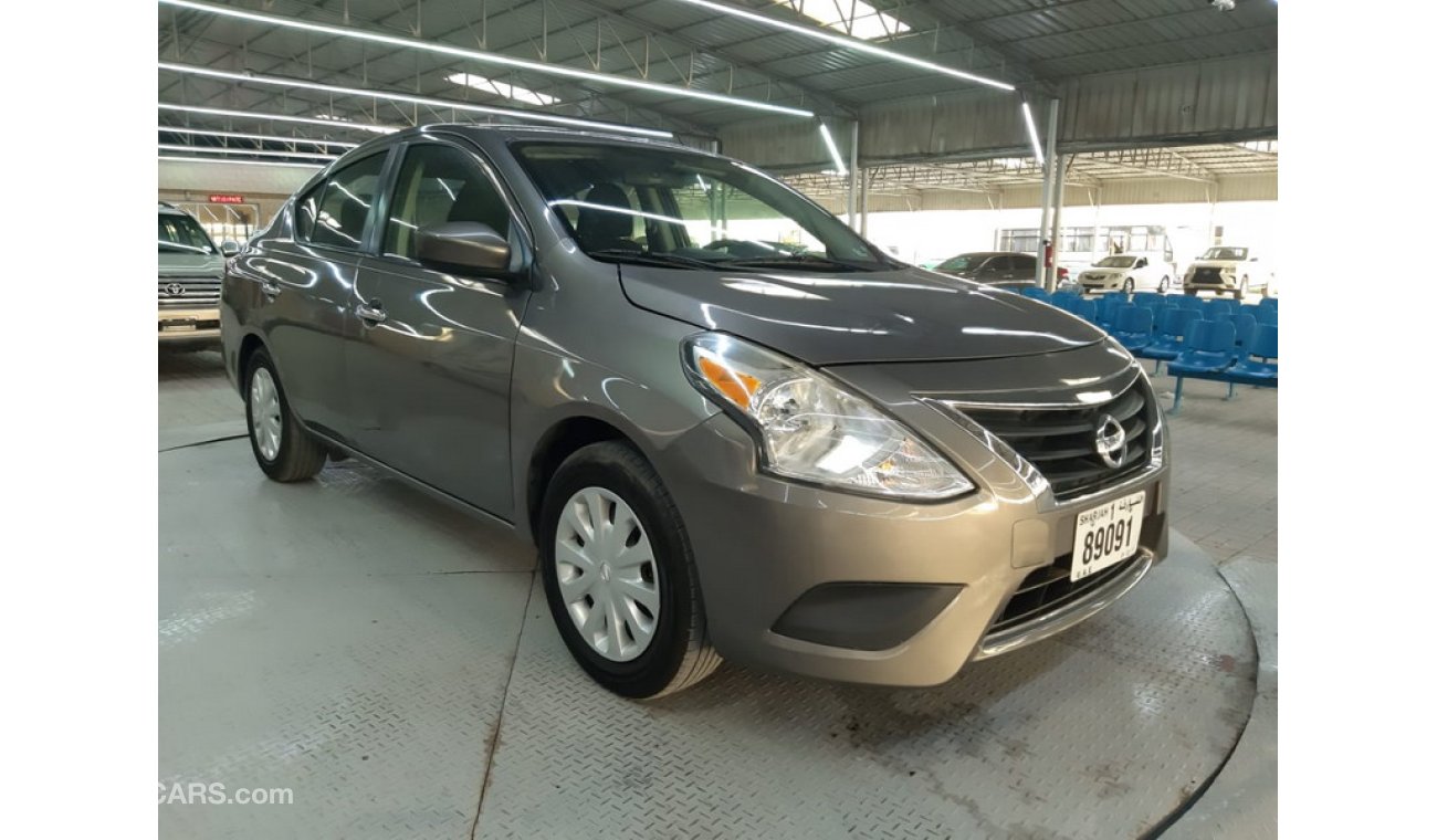 Nissan Versa (Lot#: 1635)