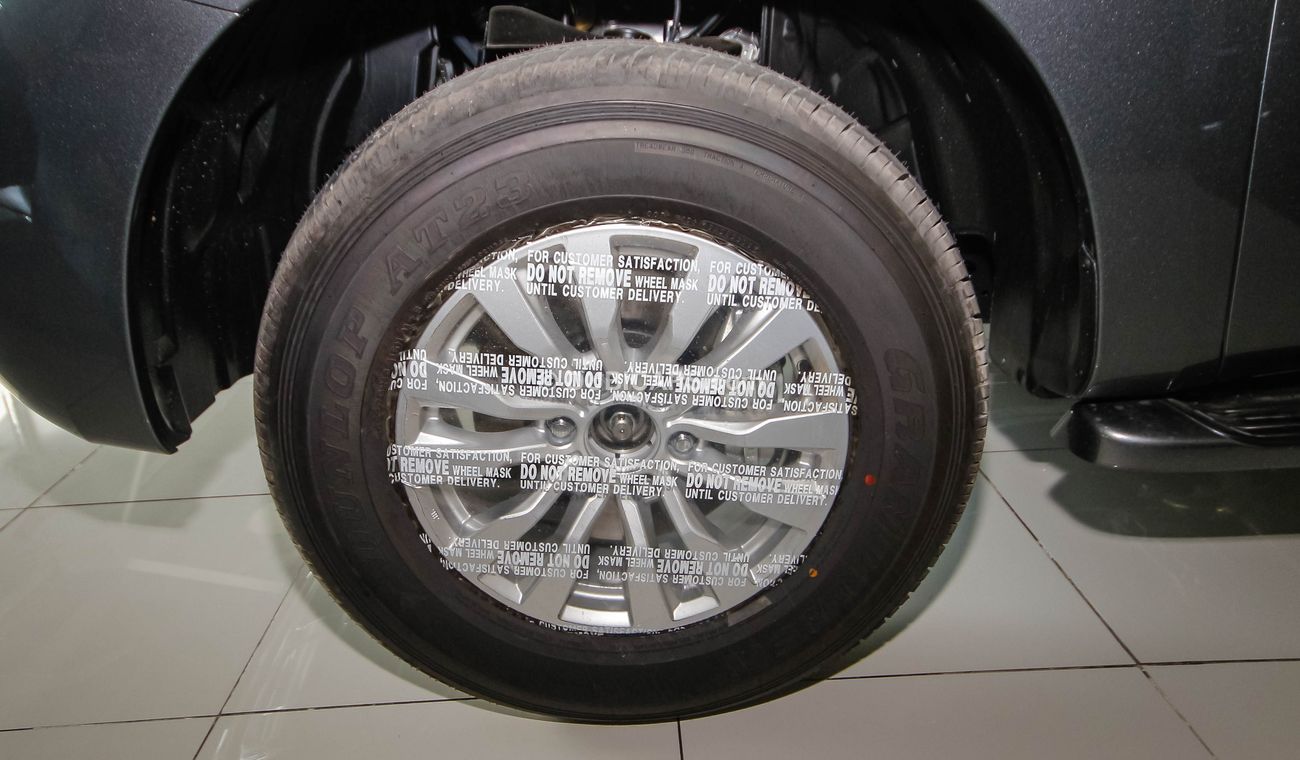 Nissan Patrol SE type 2 with leather seats FOR EXPORT ONLY!!