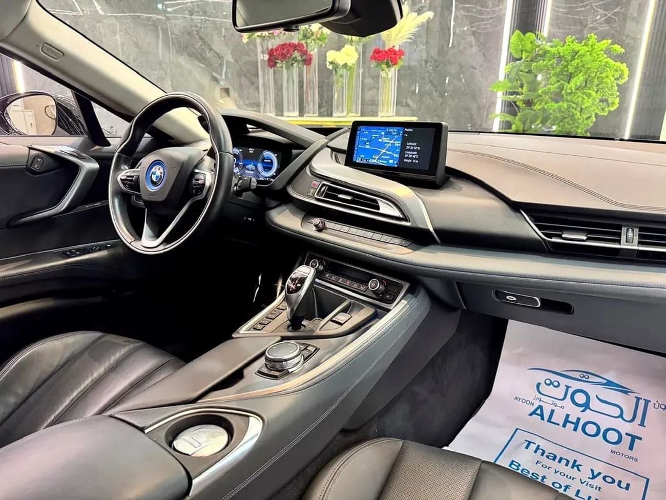 بي أم دبليو i8 STD LUXURY || GCC I| TOP RANGE I| FUTURISTIC DESIGN || CONDITION || LOW MILEAGE