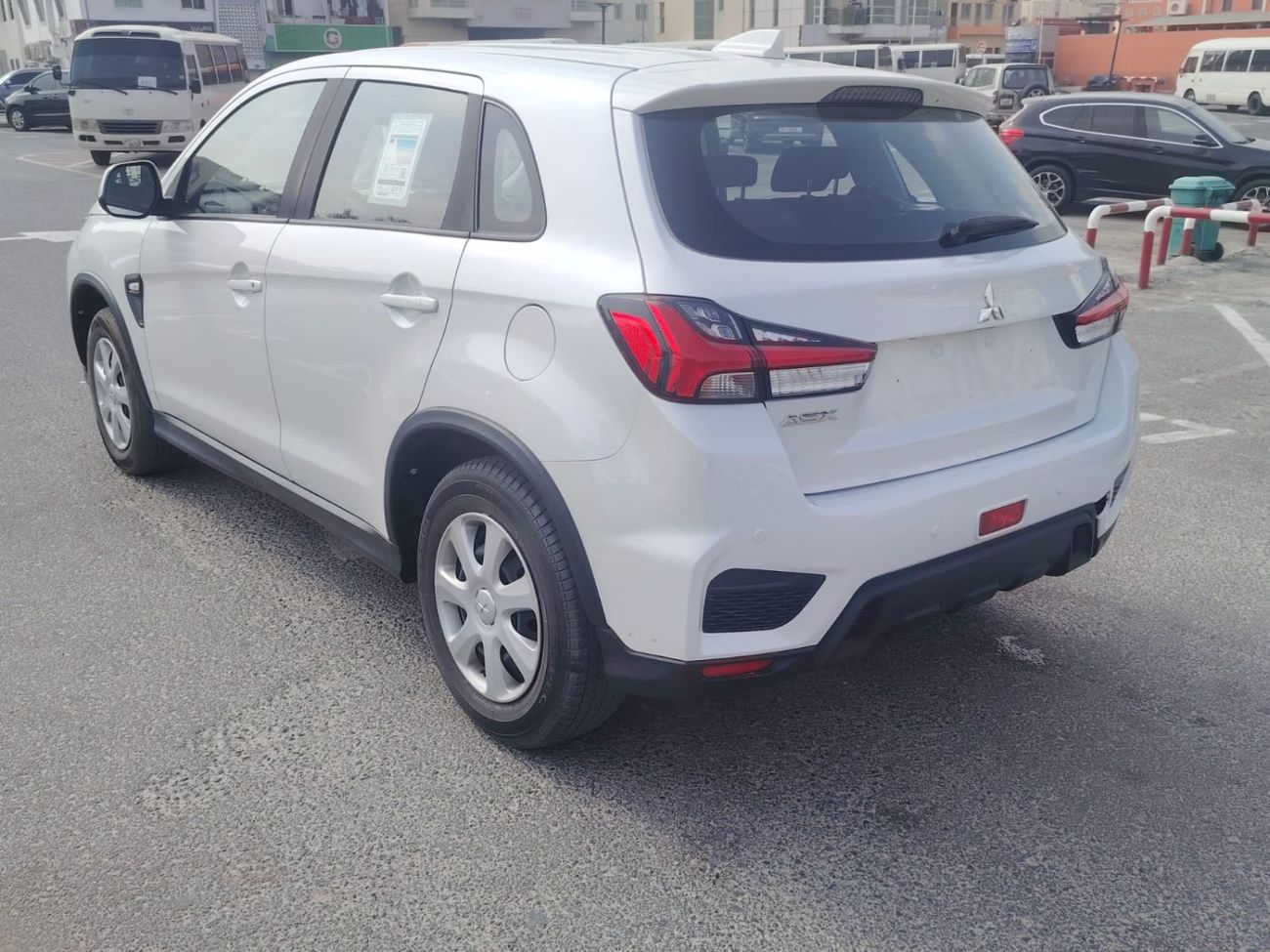Mitsubishi ASX GLX Low 2.0L FWD MITSUBISHI ASX - 2.0L -PET - AT - 2WD - 2021MY (GCC) ( ACCIDENT FREE )