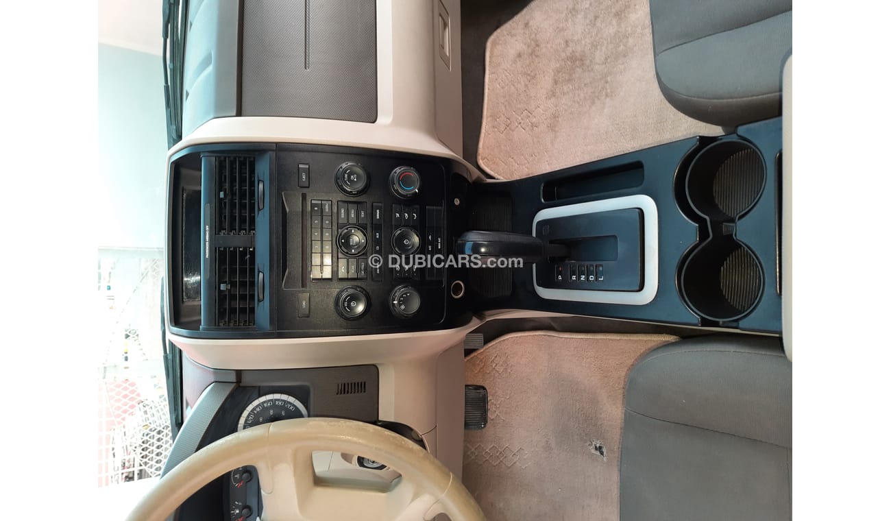 فورد إيسكاب فورد اسكيب موديل ٢٠١٢ خليجي بحالة ممتازة