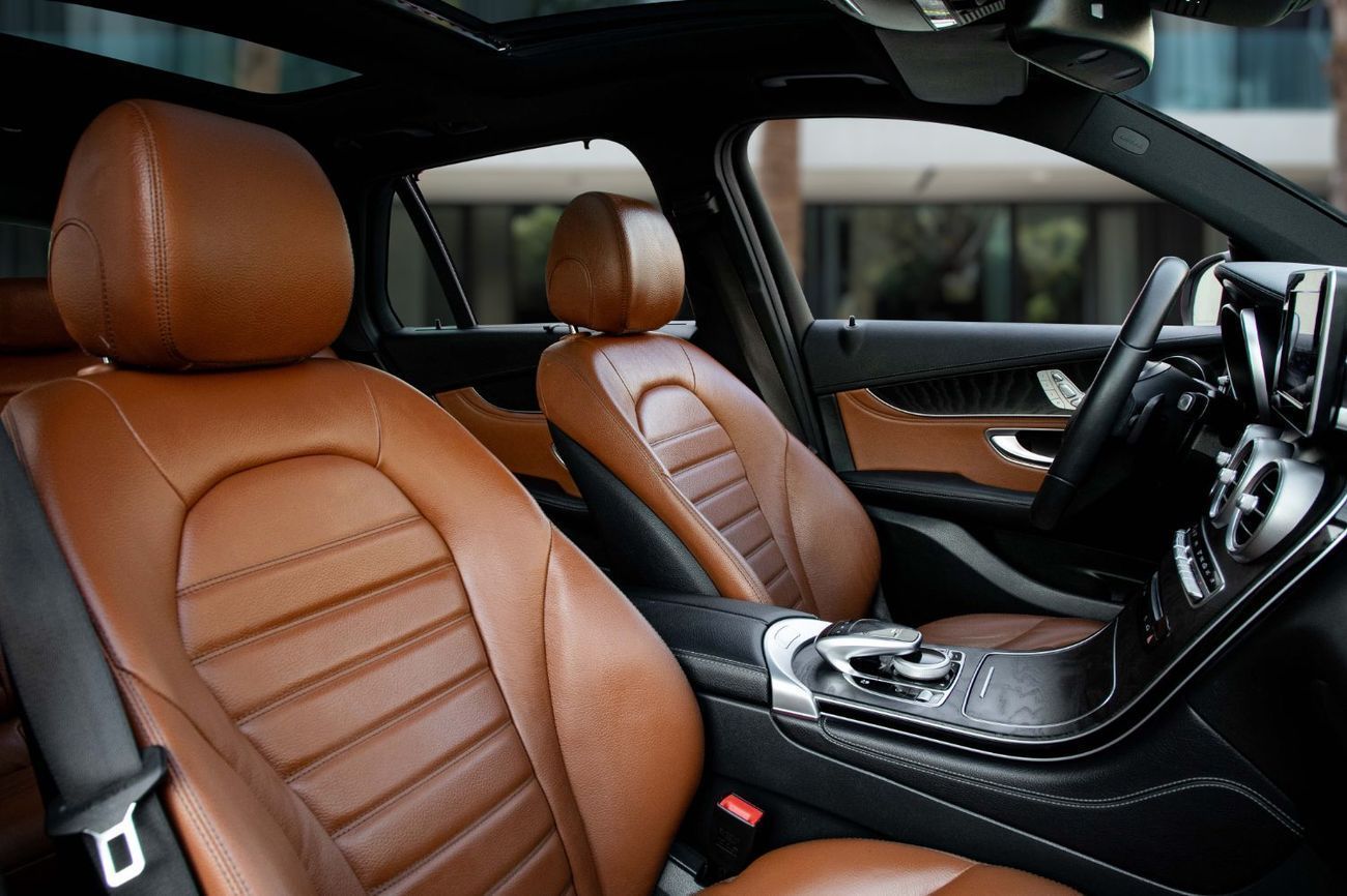 Mercedes-Benz GLC 250 1,858 P.M  | 0% Downpayment | AMG | 4Matic | Dual Sunroof!