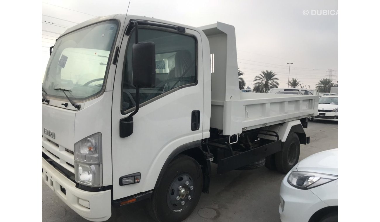 Isuzu NPR 4 ton