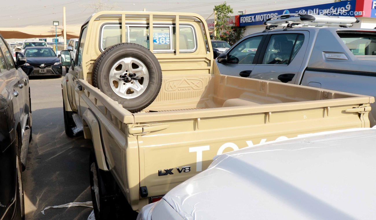 Toyota Land Cruiser Pick Up LX V8