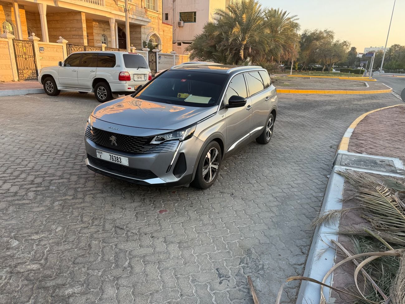 بيجو 5008