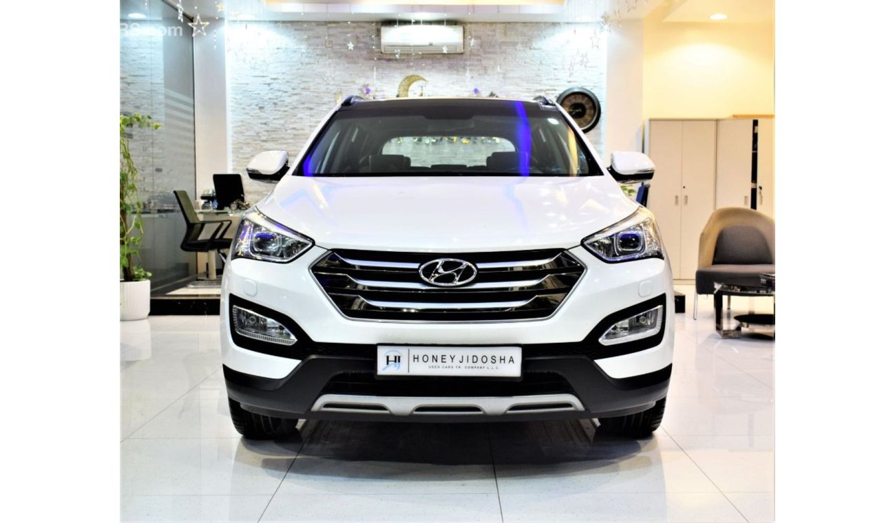 Hyundai Santa Fe Amazing Hyundai SantaFe 4WD 2015 Model!! in White Color! GCC Specs