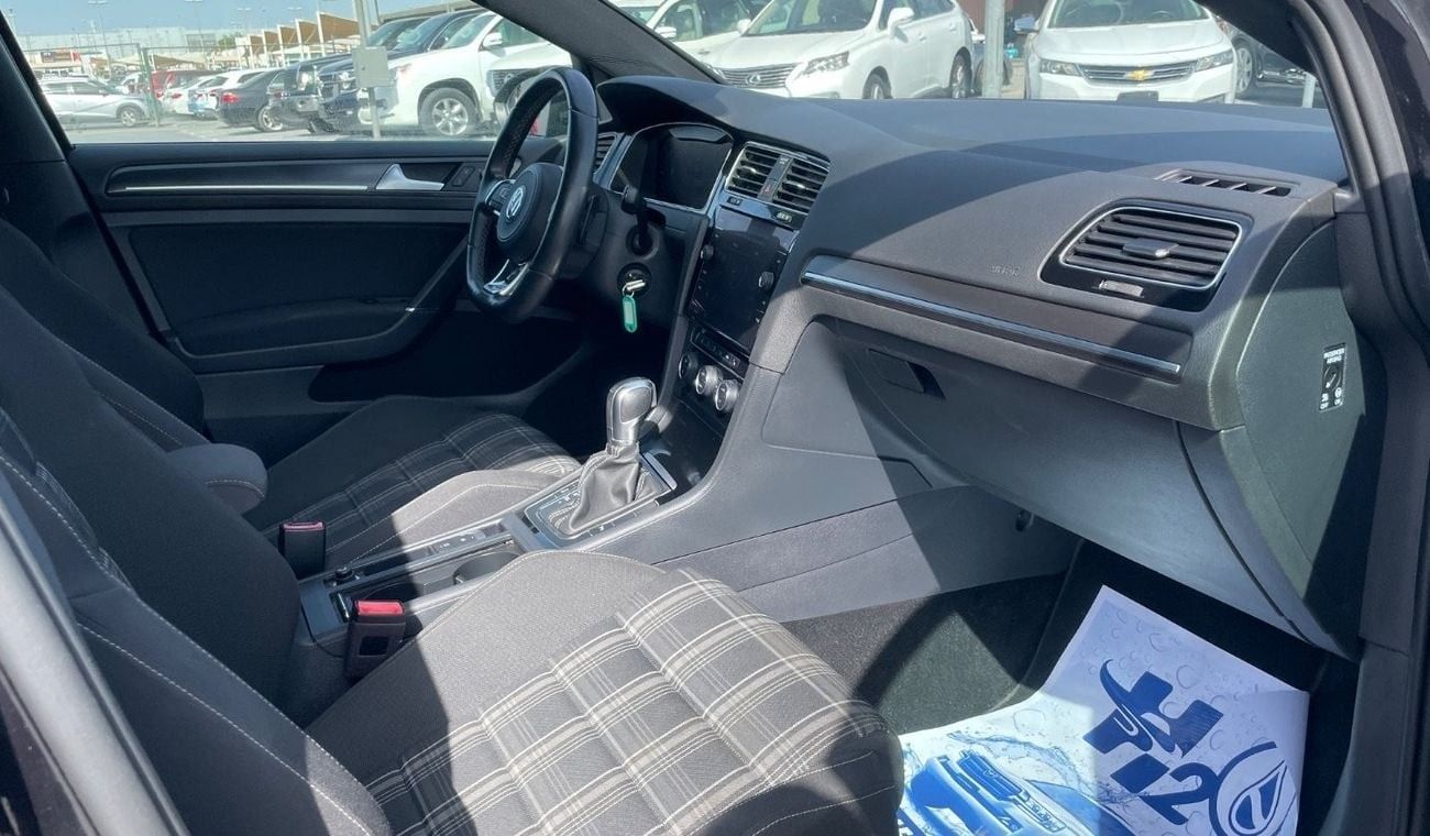 فولكس واجن جولف GTI SEL 2.0T Diesel, 2.0T