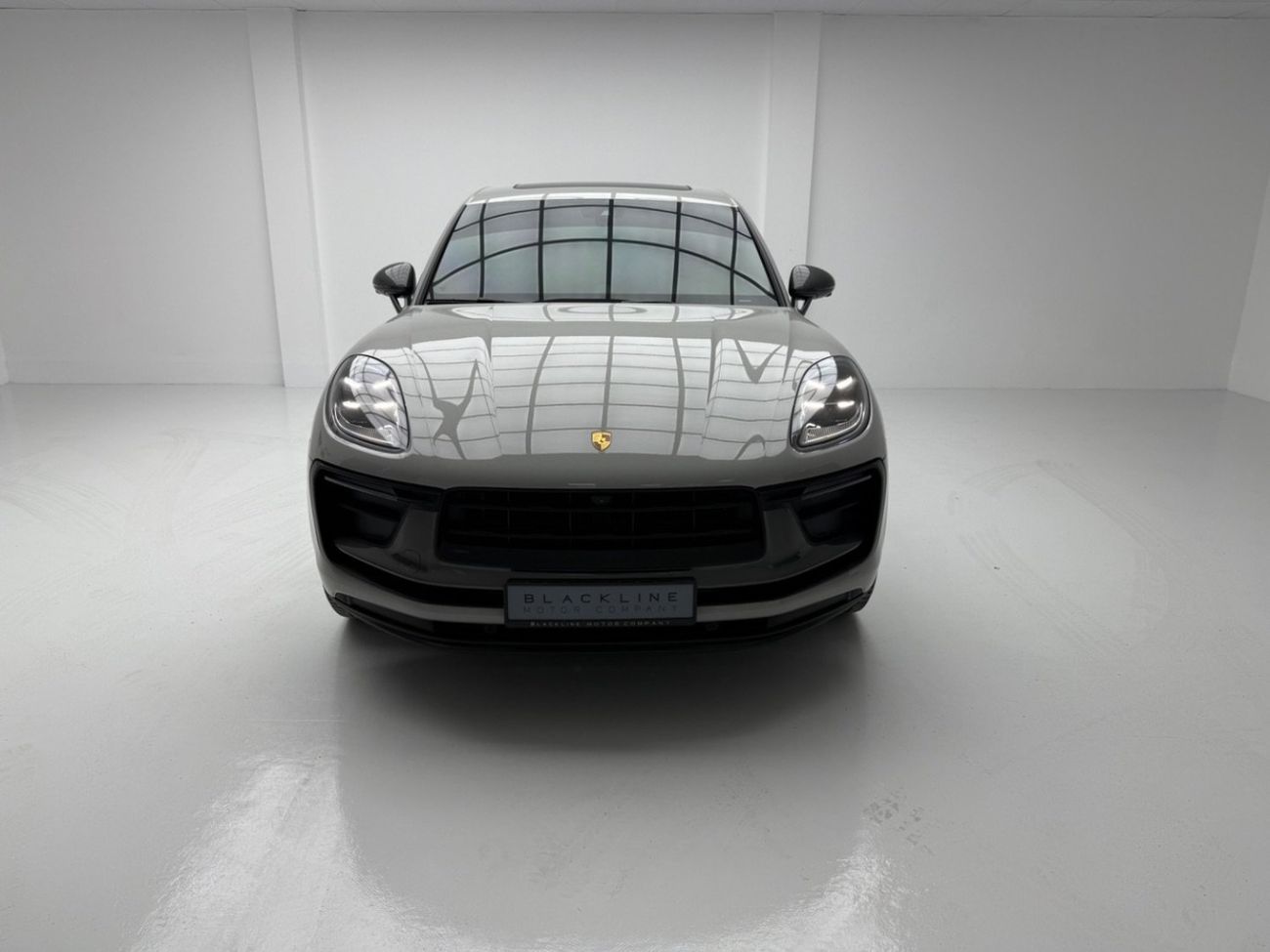 Porsche Macan 2024 Porsche Macan T, 2026 Porsche Warranty, Full Service History, Low KMs, GCC