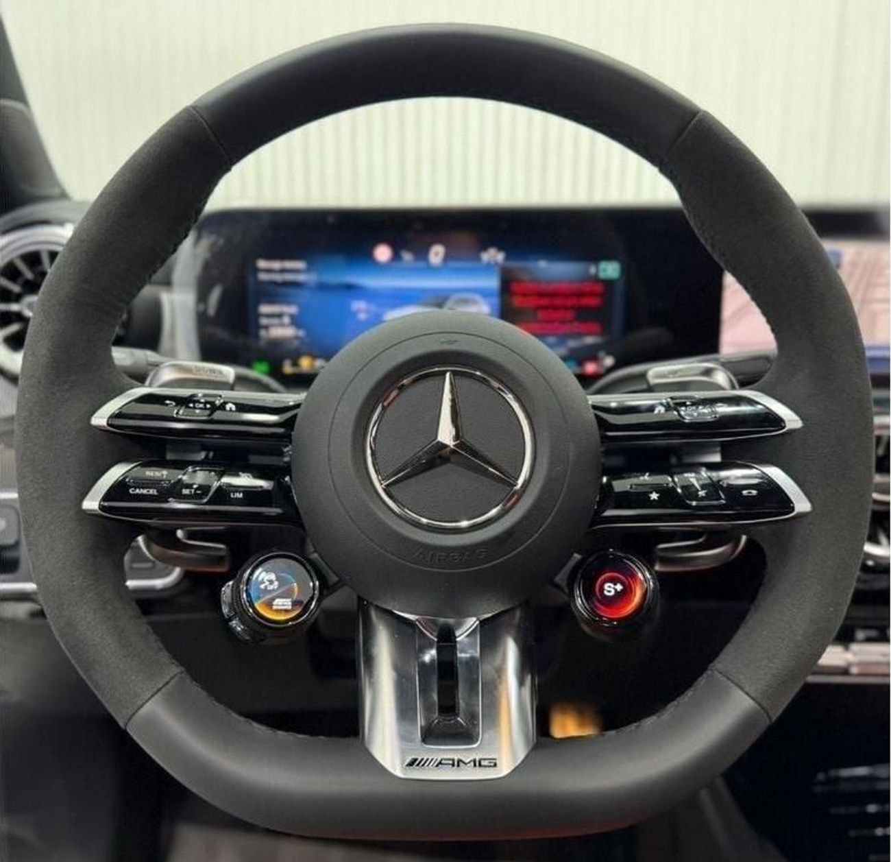 Mercedes-Benz A 35 AMG AMG 4MATIC 2025 Mercedes Benz A35 AMG 4MATIC, 2029 Mercedes Warranty, 2028 Mercedes Service Pack, GC
