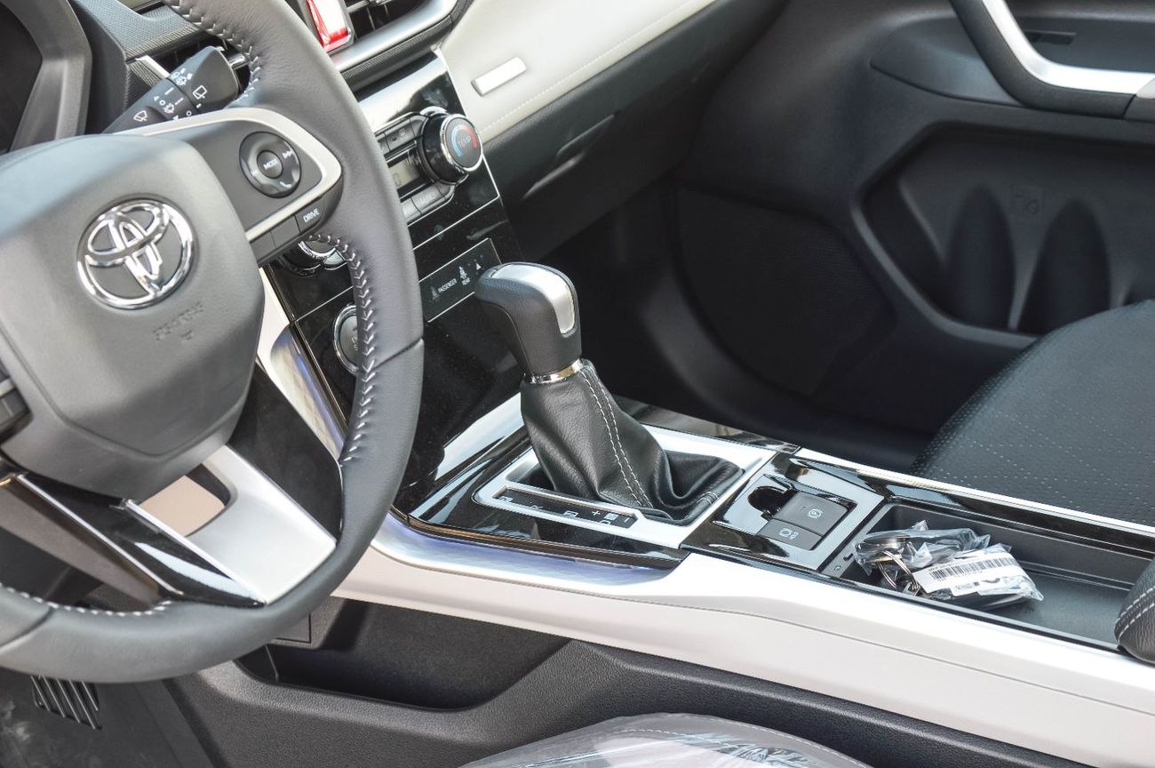 Toyota Veloz TOYOTA VELOZ 1.5L FWD 5DOOR SUV 2025