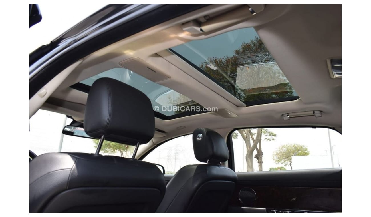 Jaguar XJ Luxury JAGUAR XJ-L V6