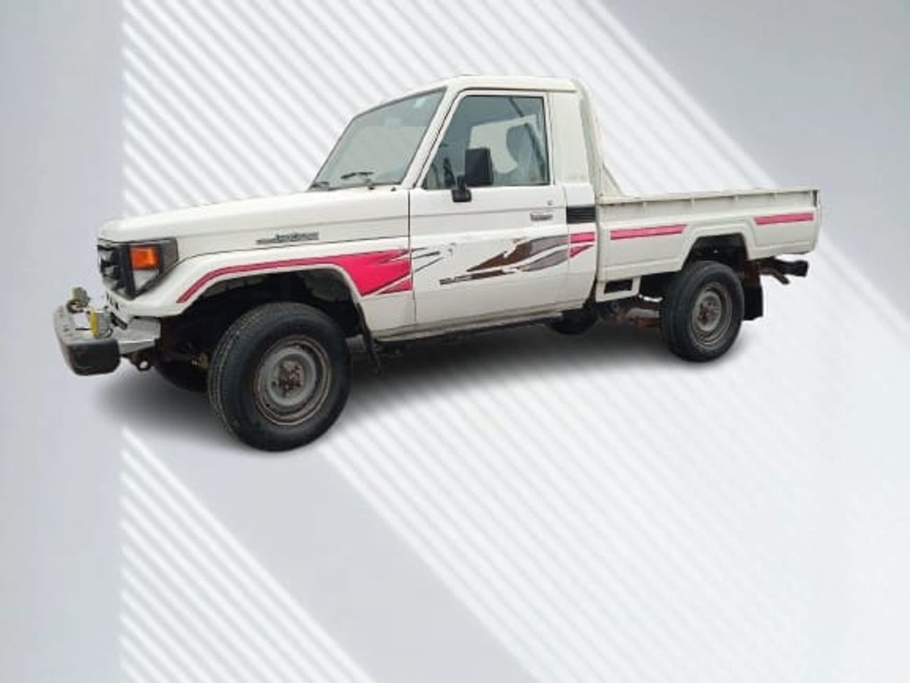 تويوتا لاند كروزر بيك آب SC 4.0L PETROL MANUAL TRANSMISSION