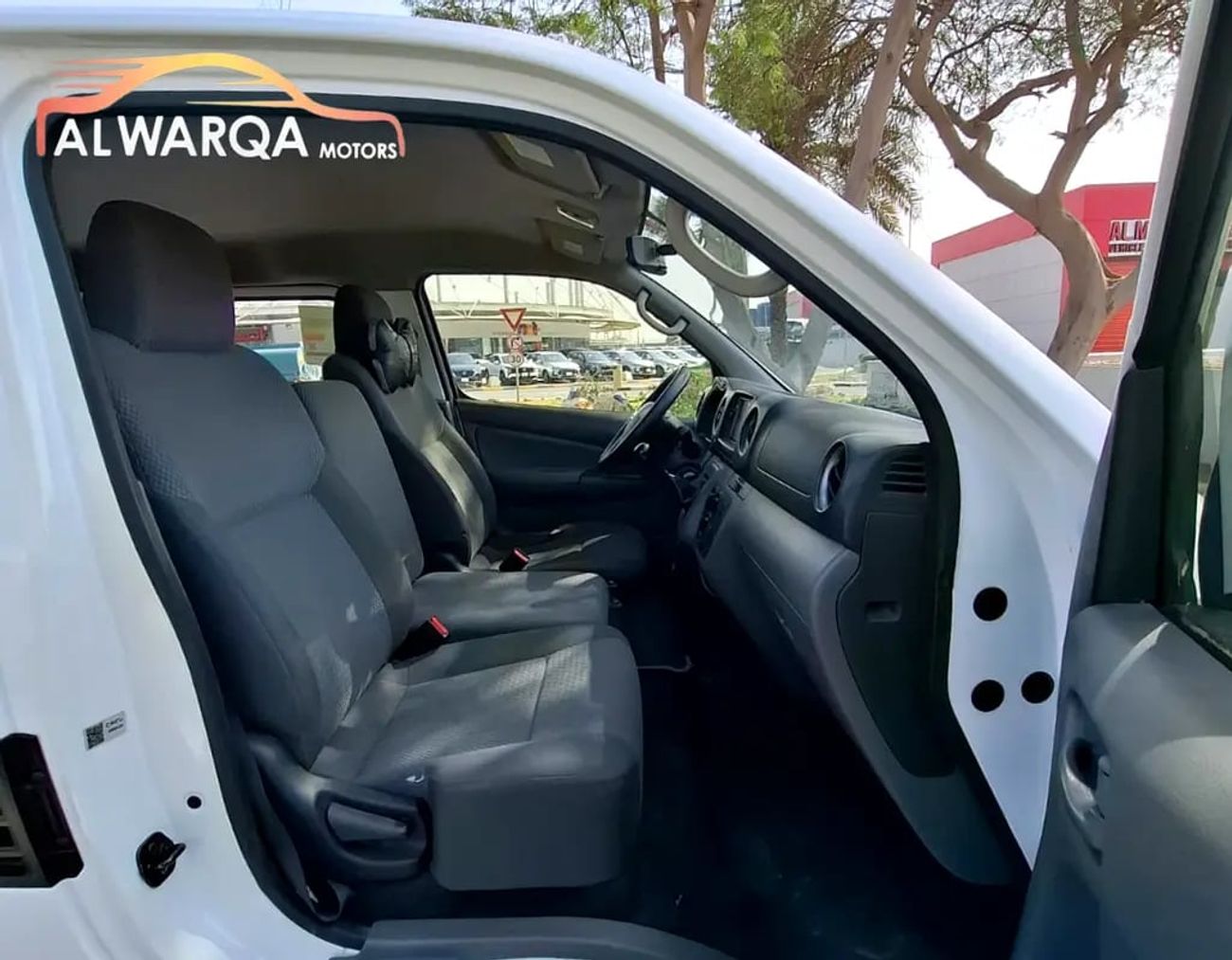 Nissan Urvan NISSAN URVAN NV350