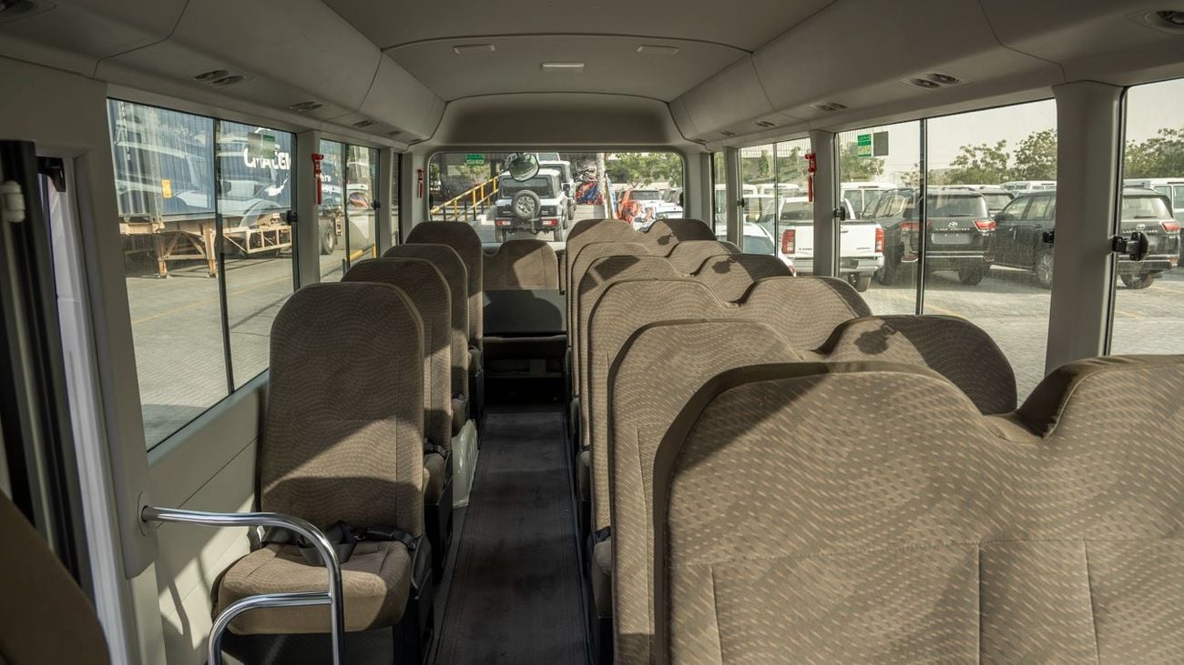 Toyota Coaster TOYOTA COASTER 4.0 DSL MT 23 SEATS -2025YM