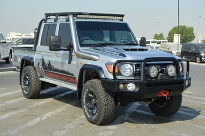 Toyota Land Cruiser Pick Up Double cabin 4.5L, perfect inside and outside