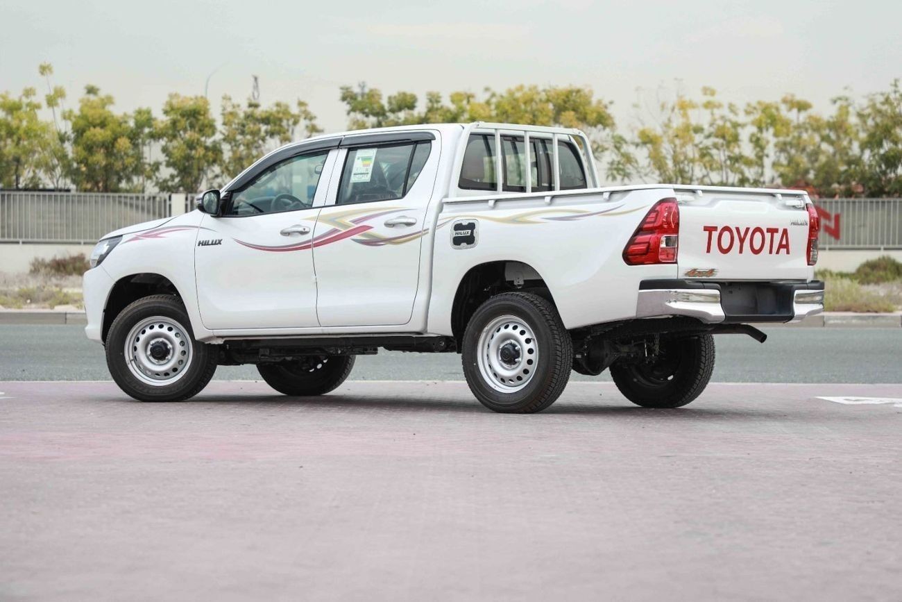 Toyota Hilux LOW 2.4 - PLATINUM WHITE PEARL inside MAROON | Export Only