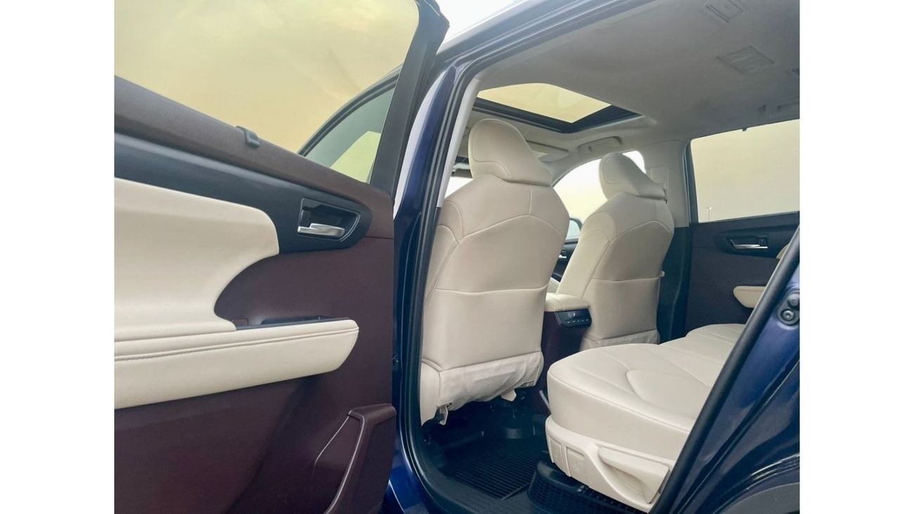 Toyota Highlander 2021 Toyota Highlander XLE hybrid Fuel - 2.5L V4 - Full Option - 4x4 AWD - Fully 7 Leather Seats - 5