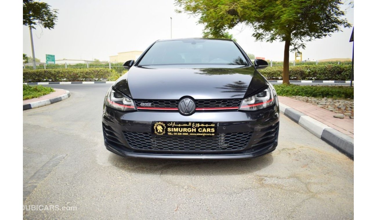 Volkswagen Golf GTi 2016 - GCC Specs - Low Mileage
