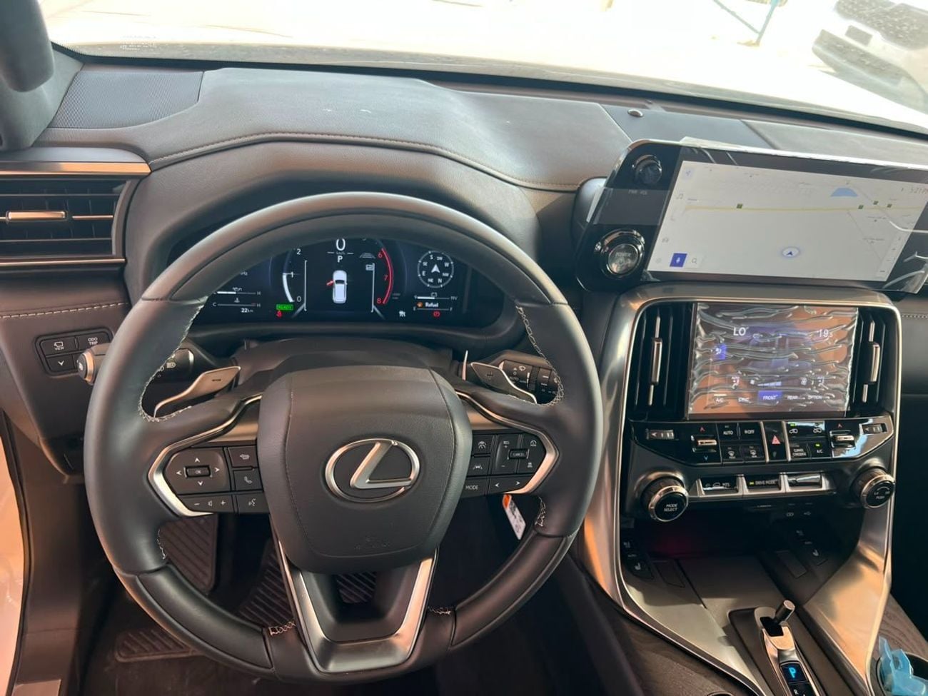 Lexus LX700h OVERTRAIL