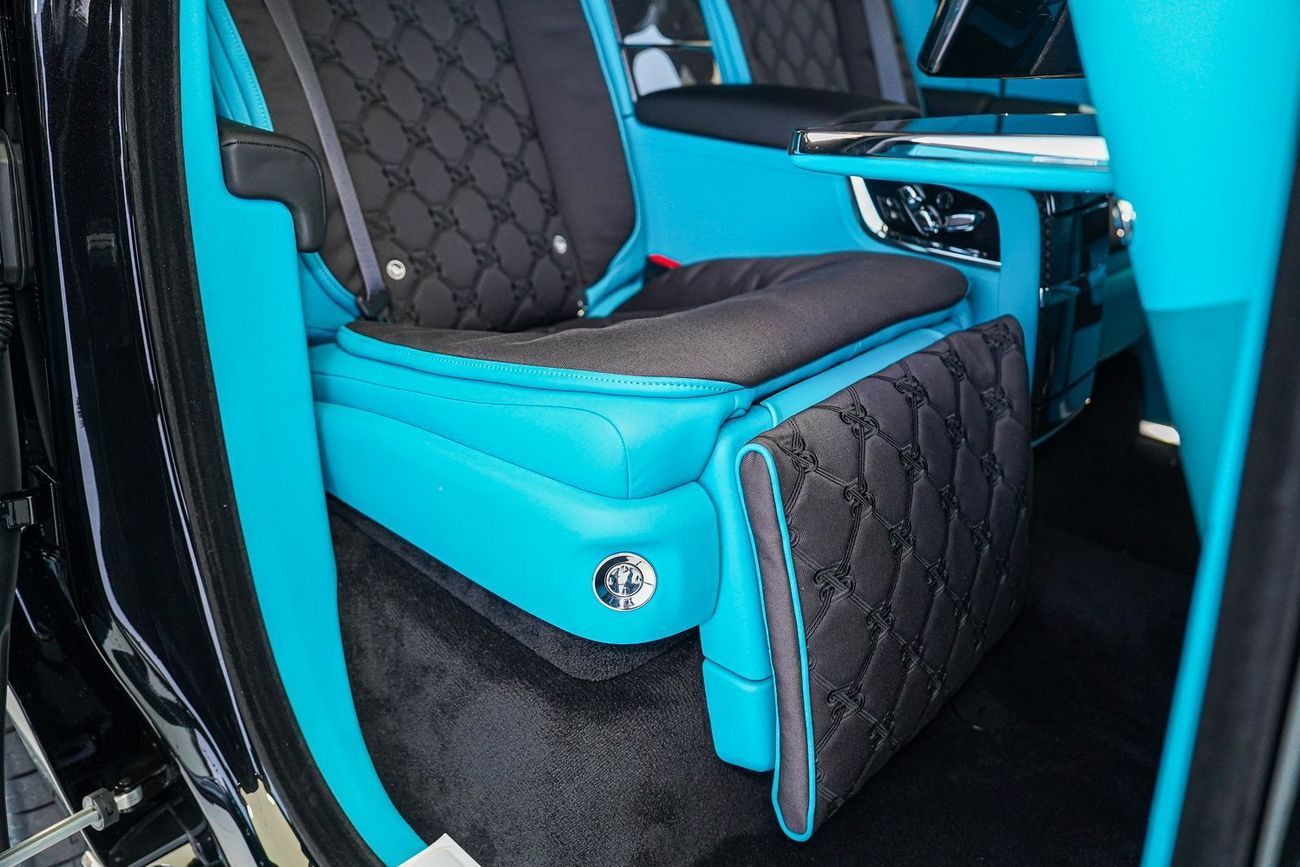 Rolls-Royce Cullinan BLACK BADGE DUALITY TWILL