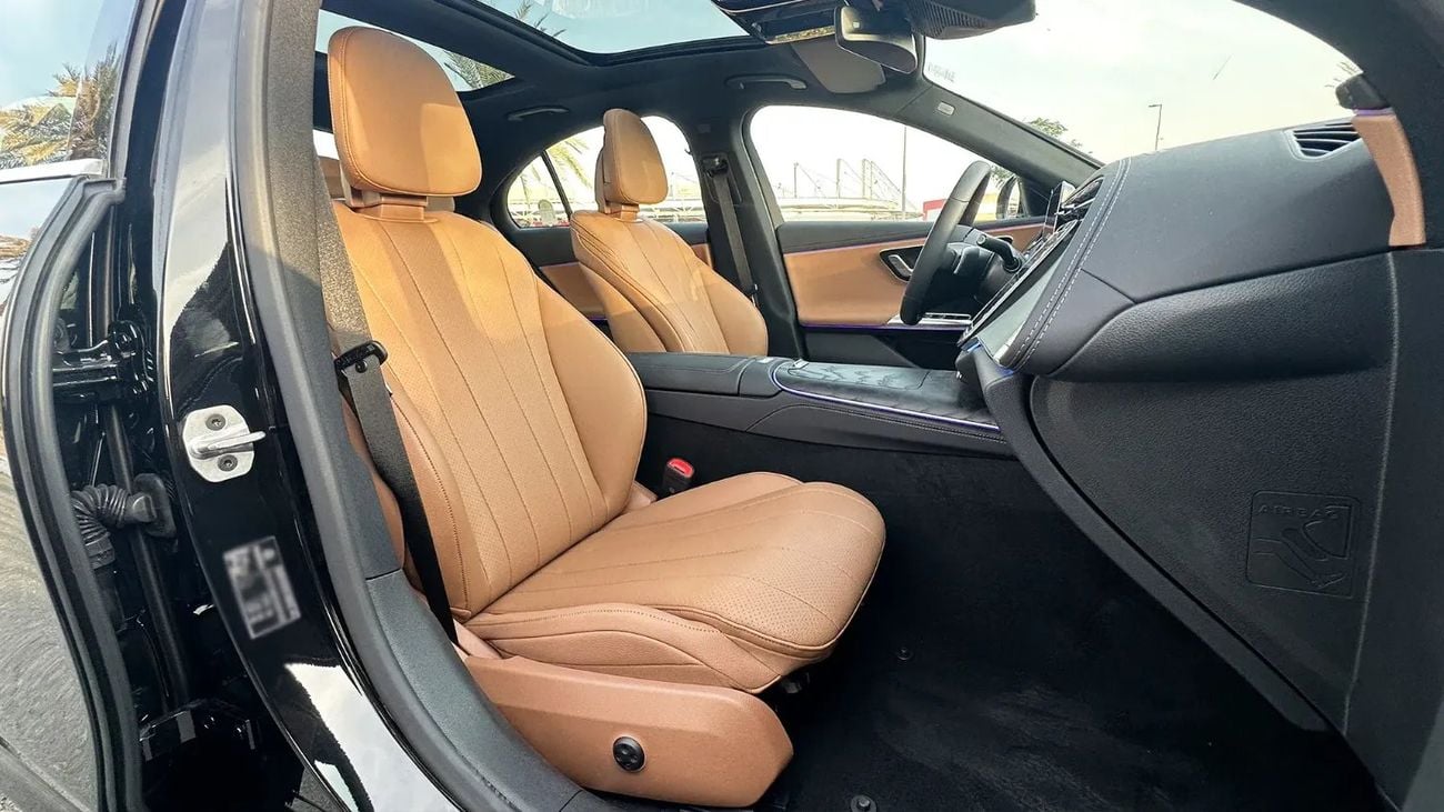 Mercedes-Benz E200 2.0L Exclusive AT