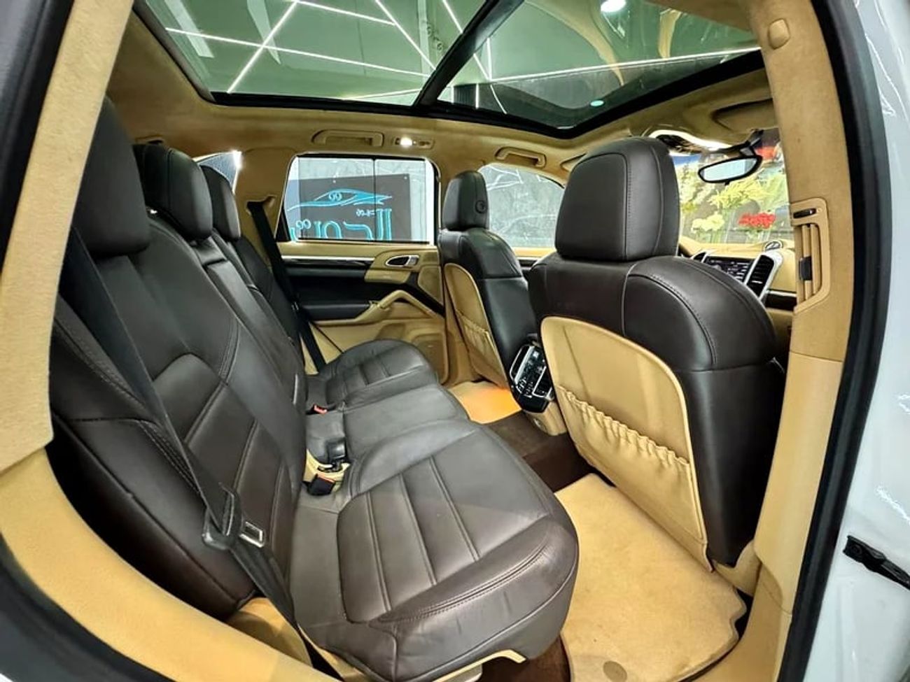 Porsche Cayenne AMAZING GTS V8 || GCC || FULLY LOADED || ACCIDENT FREE || PERFECT CONDITION