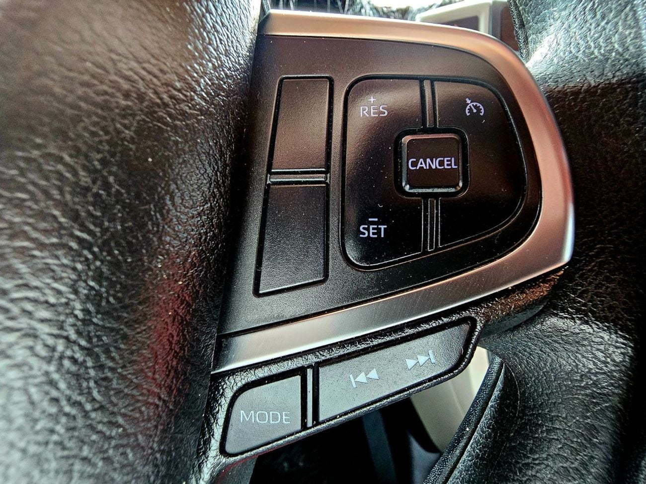 تويوتا هاياس GL PASSENGER/ PATROL MANUAL/ 3.5 V6/ LOW MILEAGE