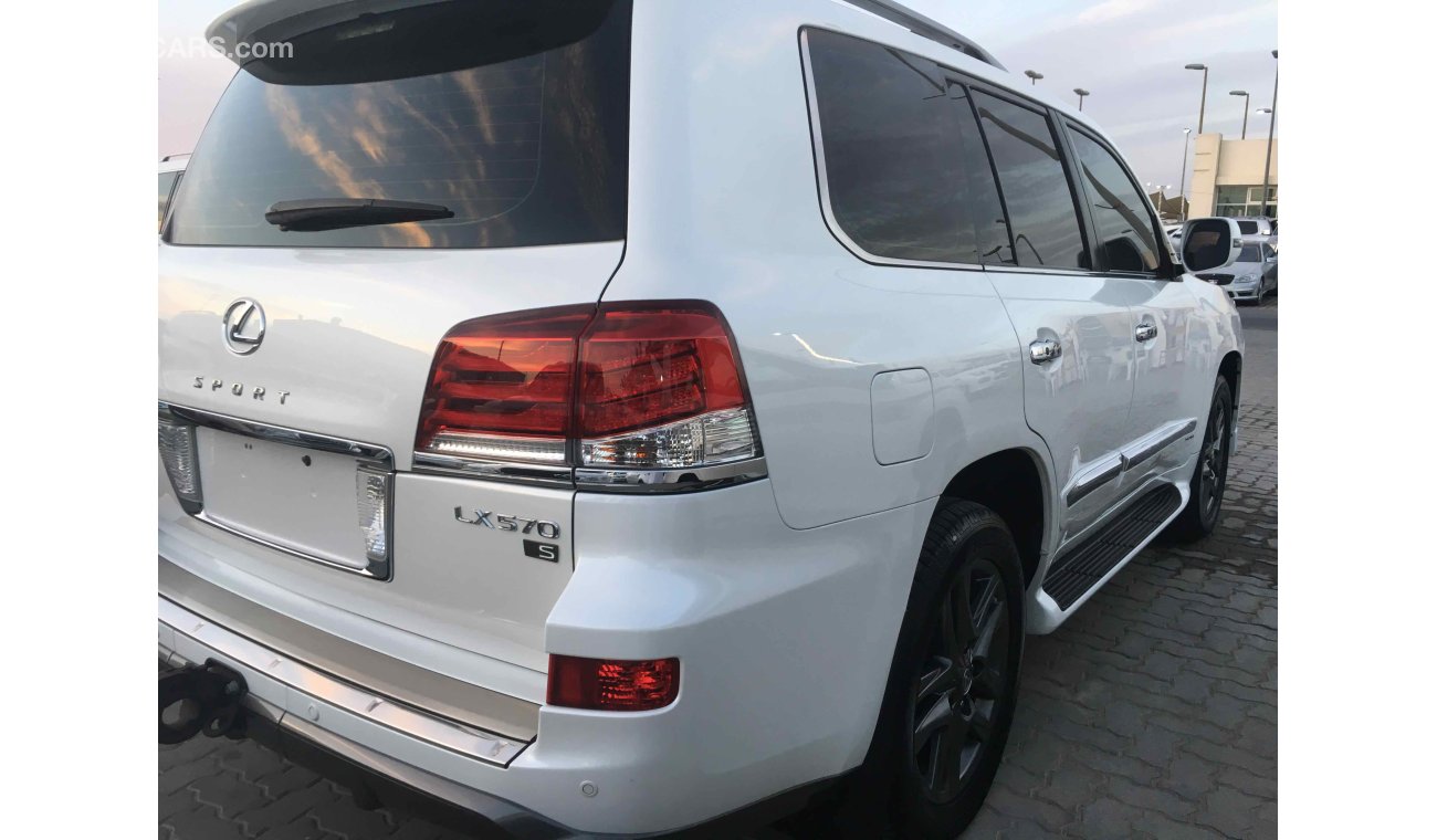 Lexus LX570