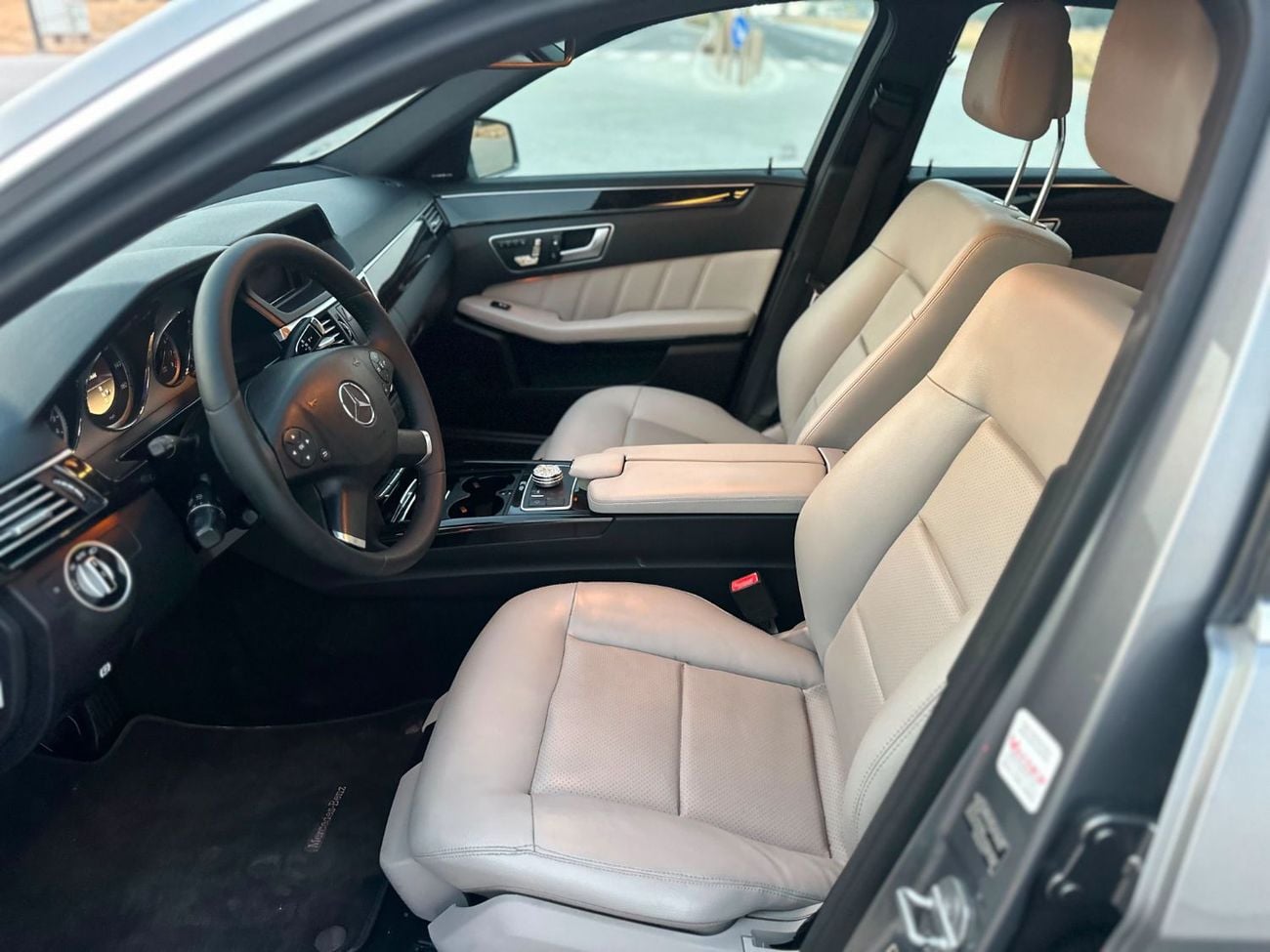مرسيدس بنز E 350 4MATIC (NON GCC)