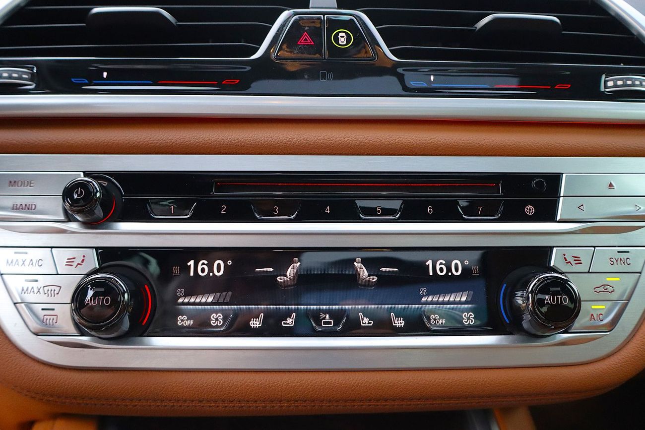 بي أم دبليو 740Li M Sport 3.0L (335 HP)