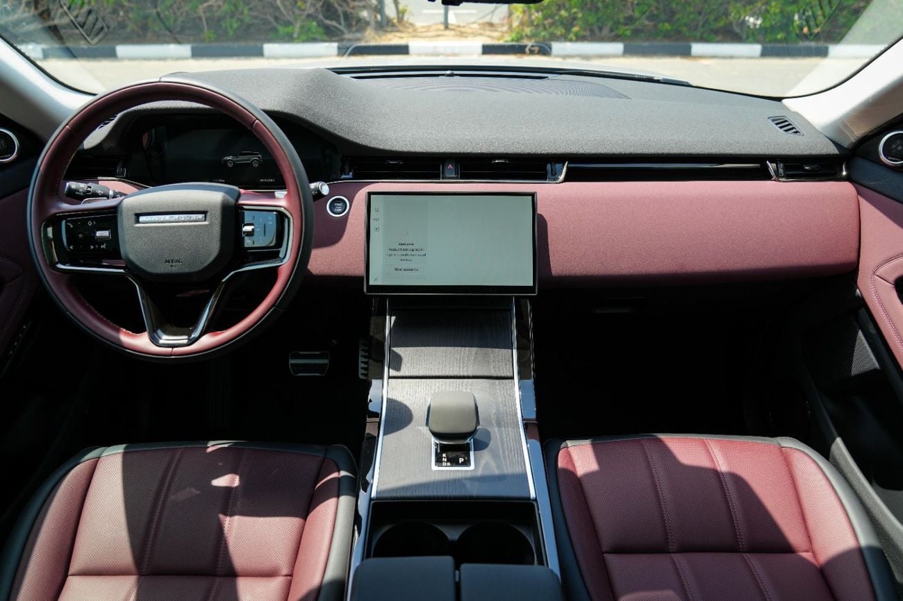 Land Rover Range Rover Evoque SE P250 DYNAMIC 2025!! FIVE YEARS WARRANTY!! THREE YEARS SERVICE CONTRACT