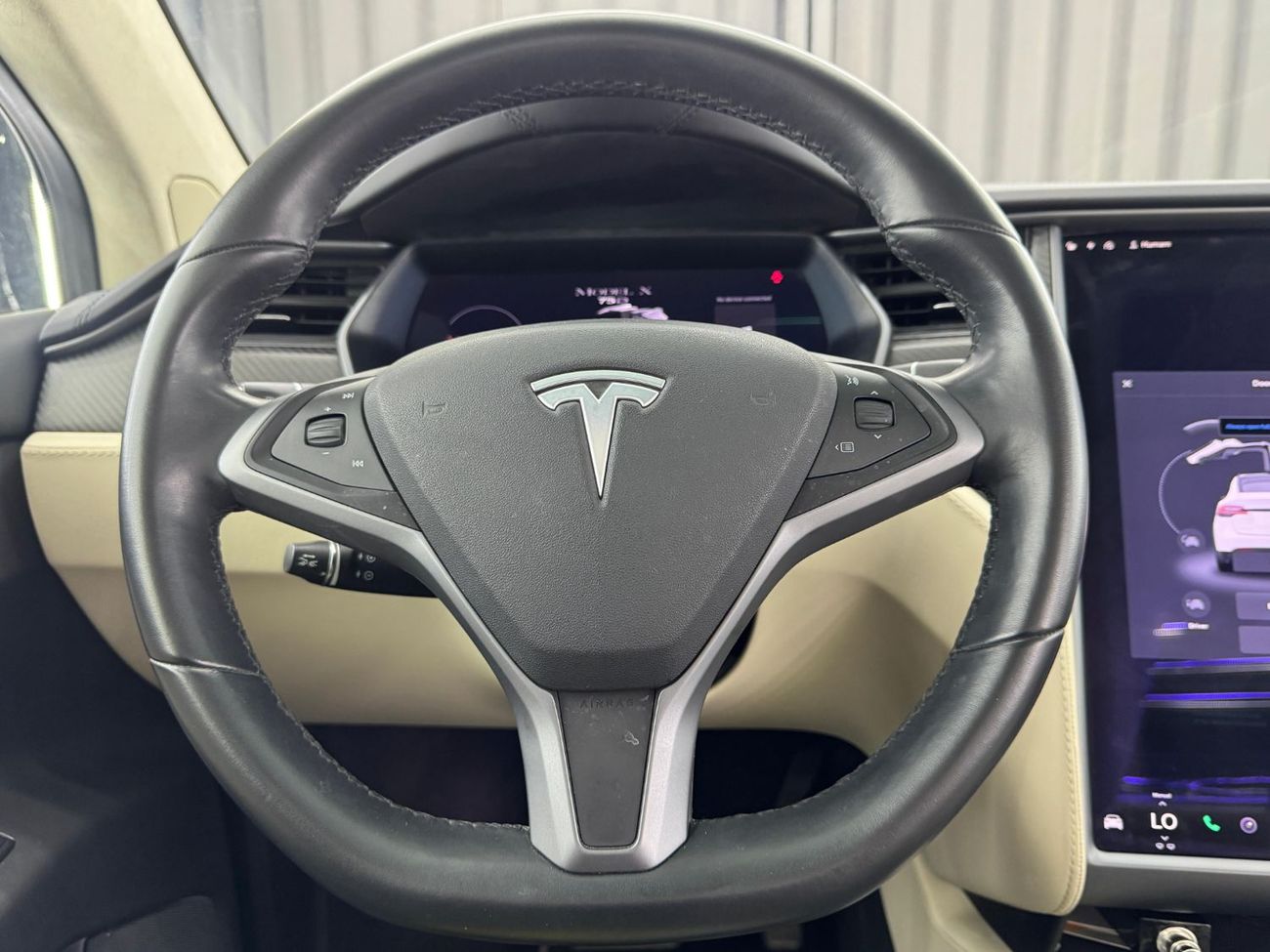 تسلا موديل اكس 75D 2018 Tesla Model X, Full Service History, Carbon Fiber Package, Excellent Condition, GCC