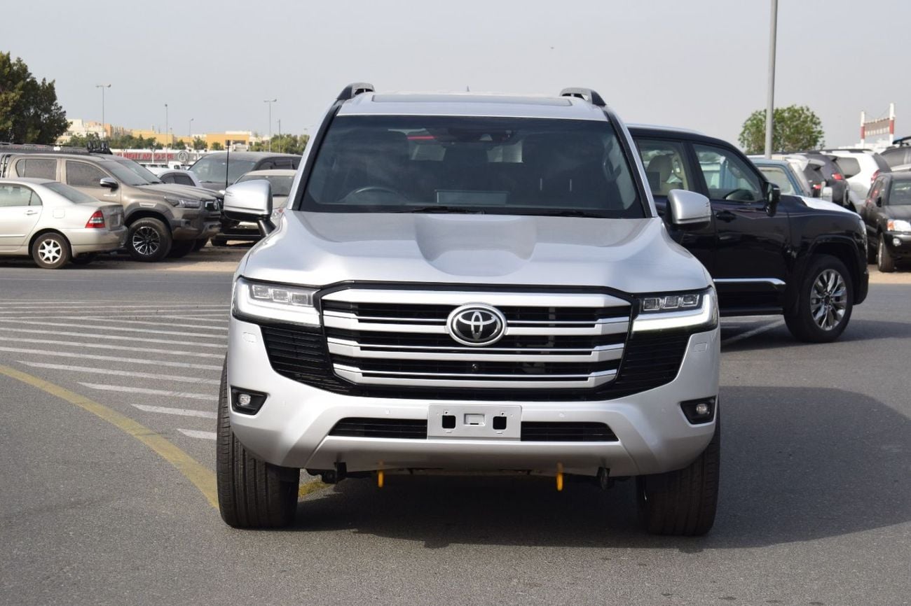 Toyota Land Cruiser Toyota landcruise 2022MODEL VXR 3.3 Twin turbo Diesel engine Full option Colour sliver push start Tr