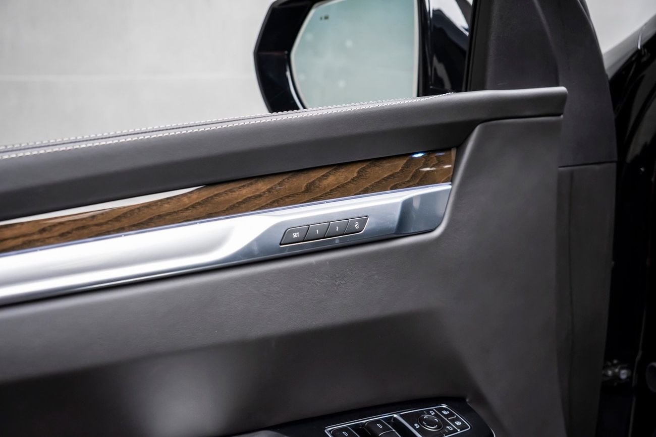 كاديلاك إسكالاد Sport Platinum 6.2L 4WD