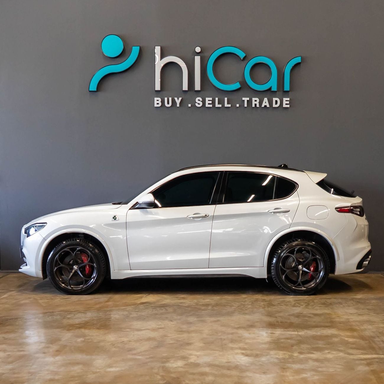 Alfa Romeo Stelvio AED 2,682 P.M • 0% Downpayment •  Alfa Romeo Stelvio Quadrifoglio • 1 Year Warranty