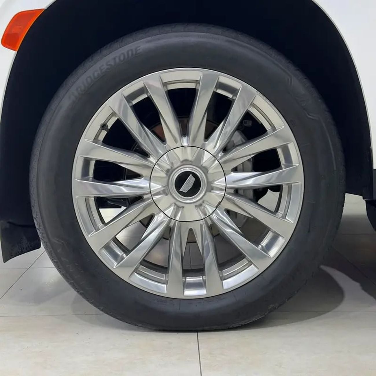 كاديلاك إسكالاد Premium Luxury 6.2L 4WD Premium Luxury