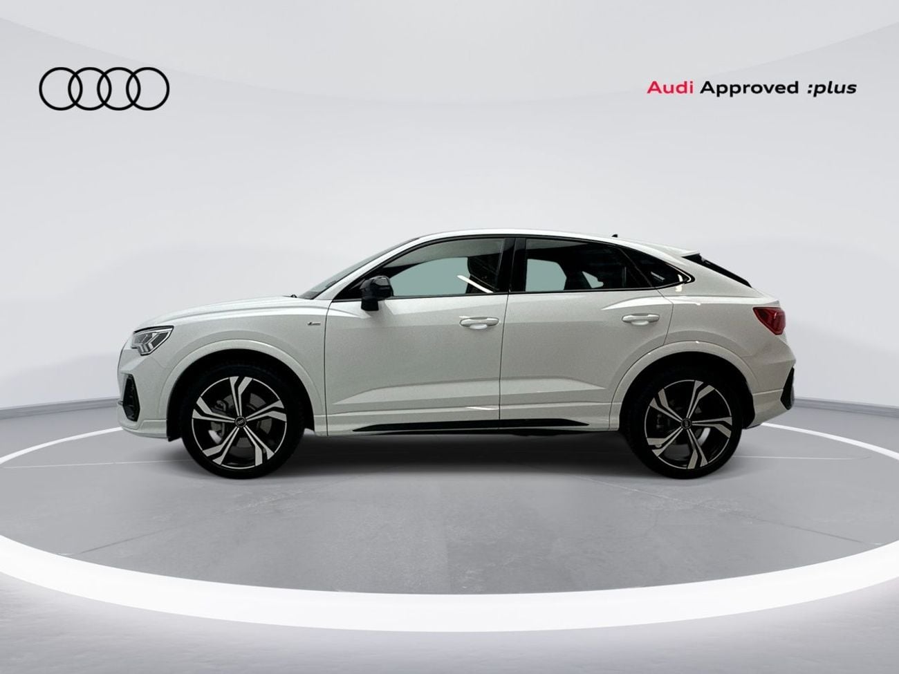 أودي Q3 Sportback 40 TFSI S Line 2.0L FWD(Ref# 06403)