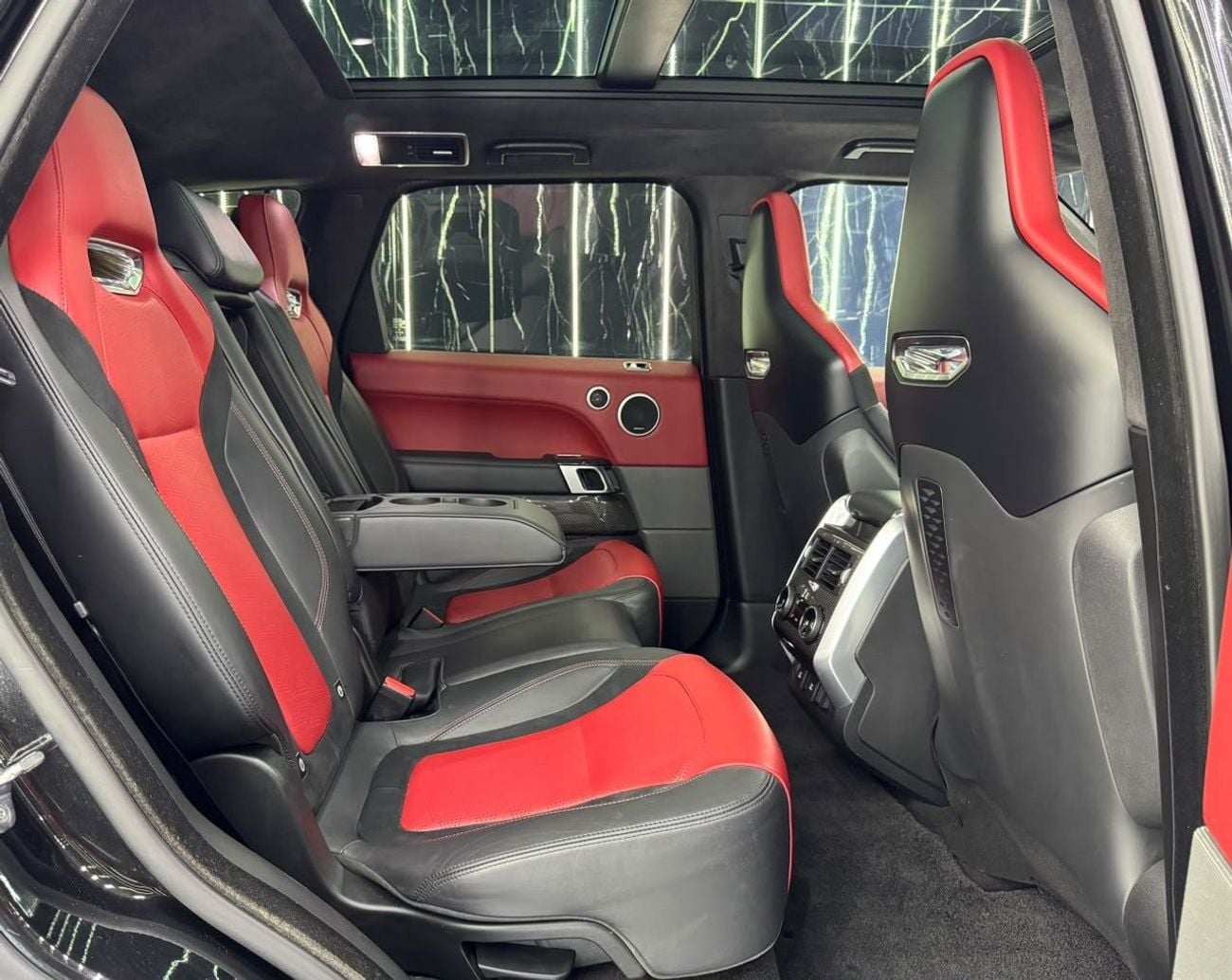 لاند روفر رينج روفر سبورت SVR 2018 Range Rover Sport SVR | GCC