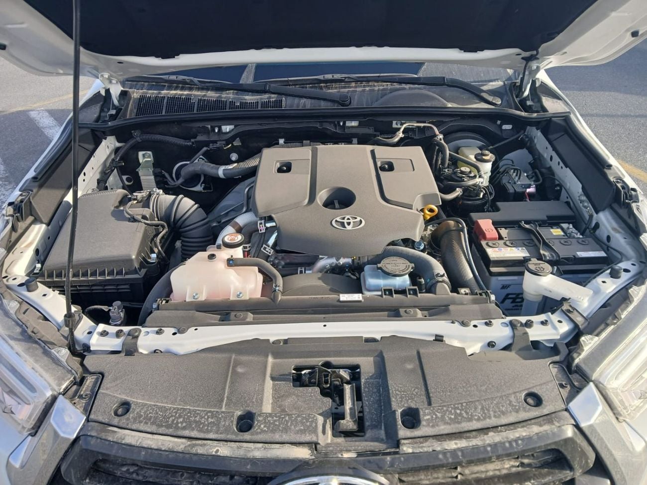Toyota Hilux GLX 2026 Toyota Hilux 2.8 Diesel - Yemeni Specifications