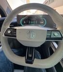 أم جي وھیل Luxury