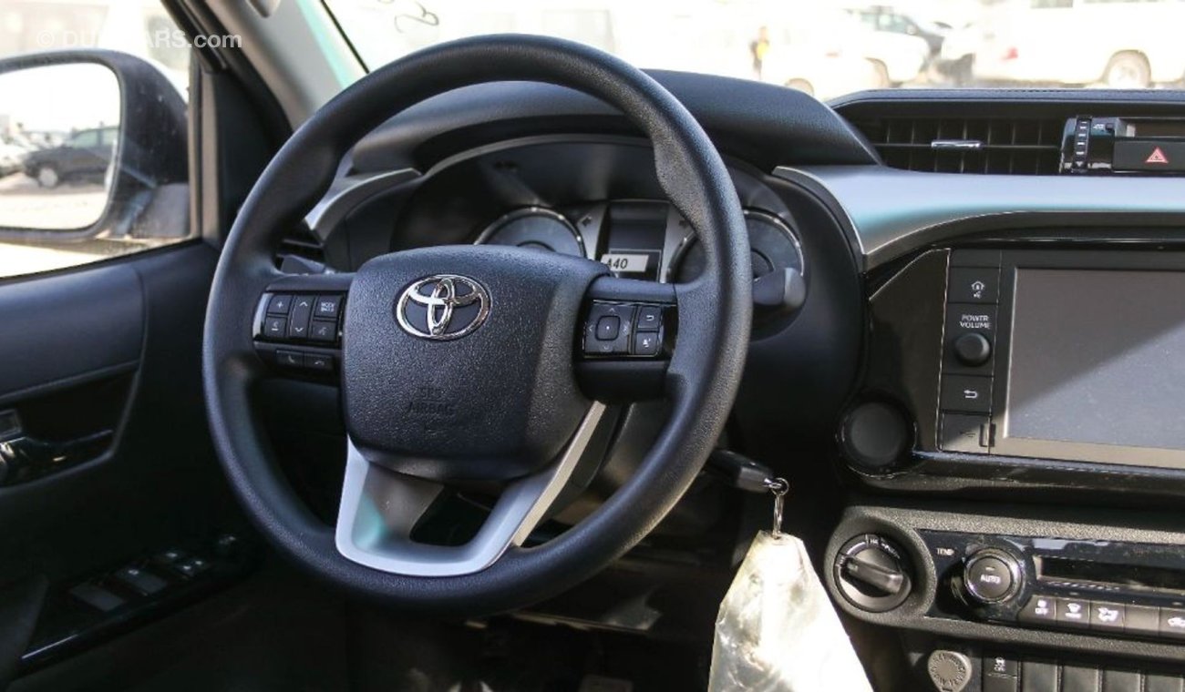 تويوتا هيلوكس Toyota Hilux Diesel 2.4L