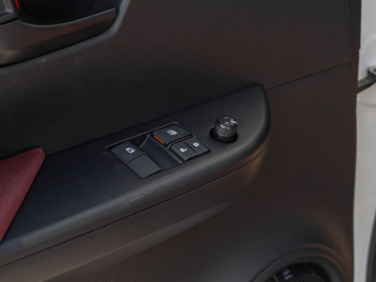 Toyota Hilux EXPORT ONLY - GLS 2.7L 4WD Single Cabin