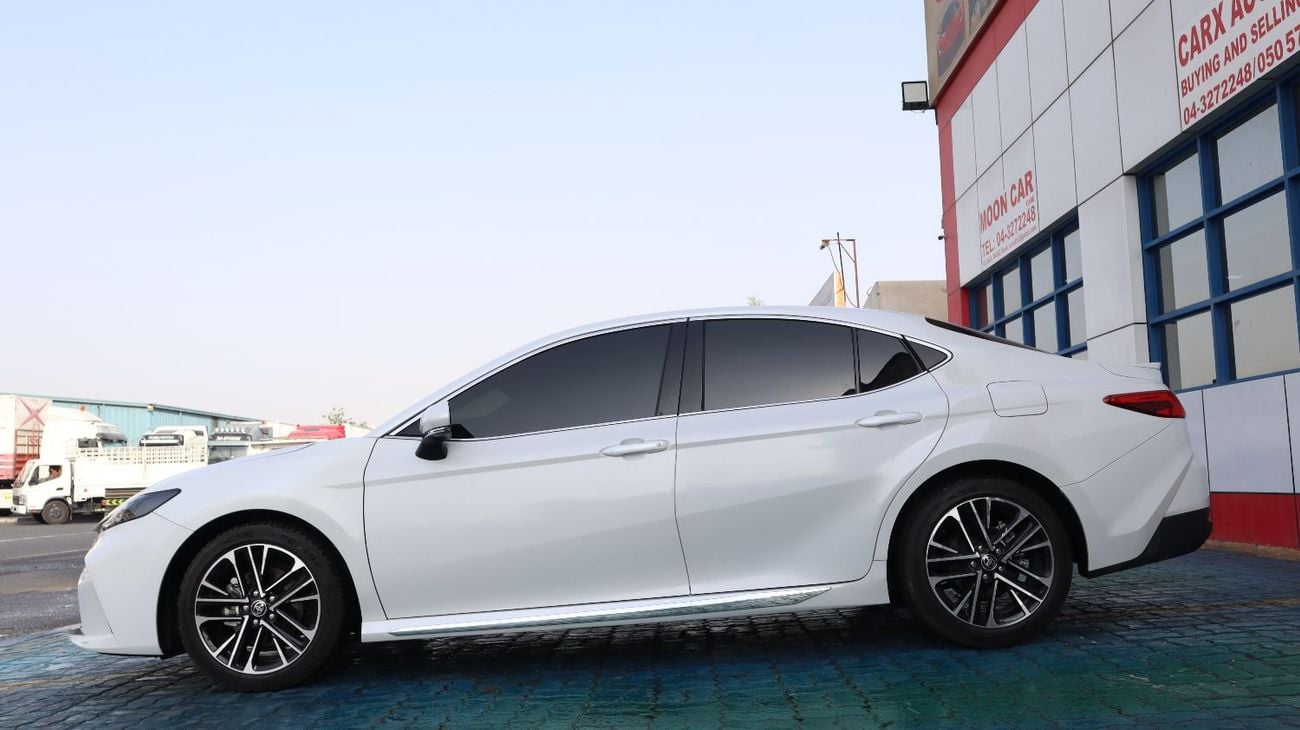 تويوتا كامري GLE 2.5L